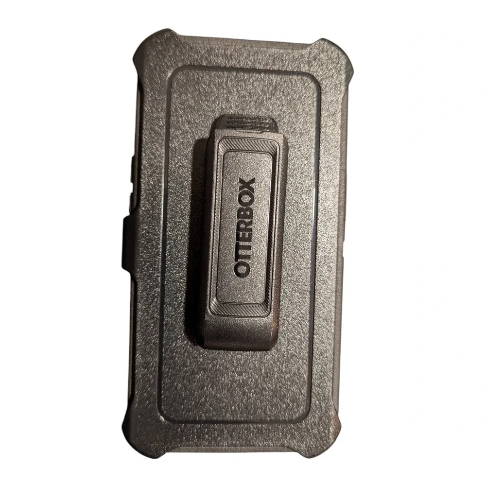 H1. OtterBox Defender Series Case W/Holster‎ For iPhone 14/13 Black 